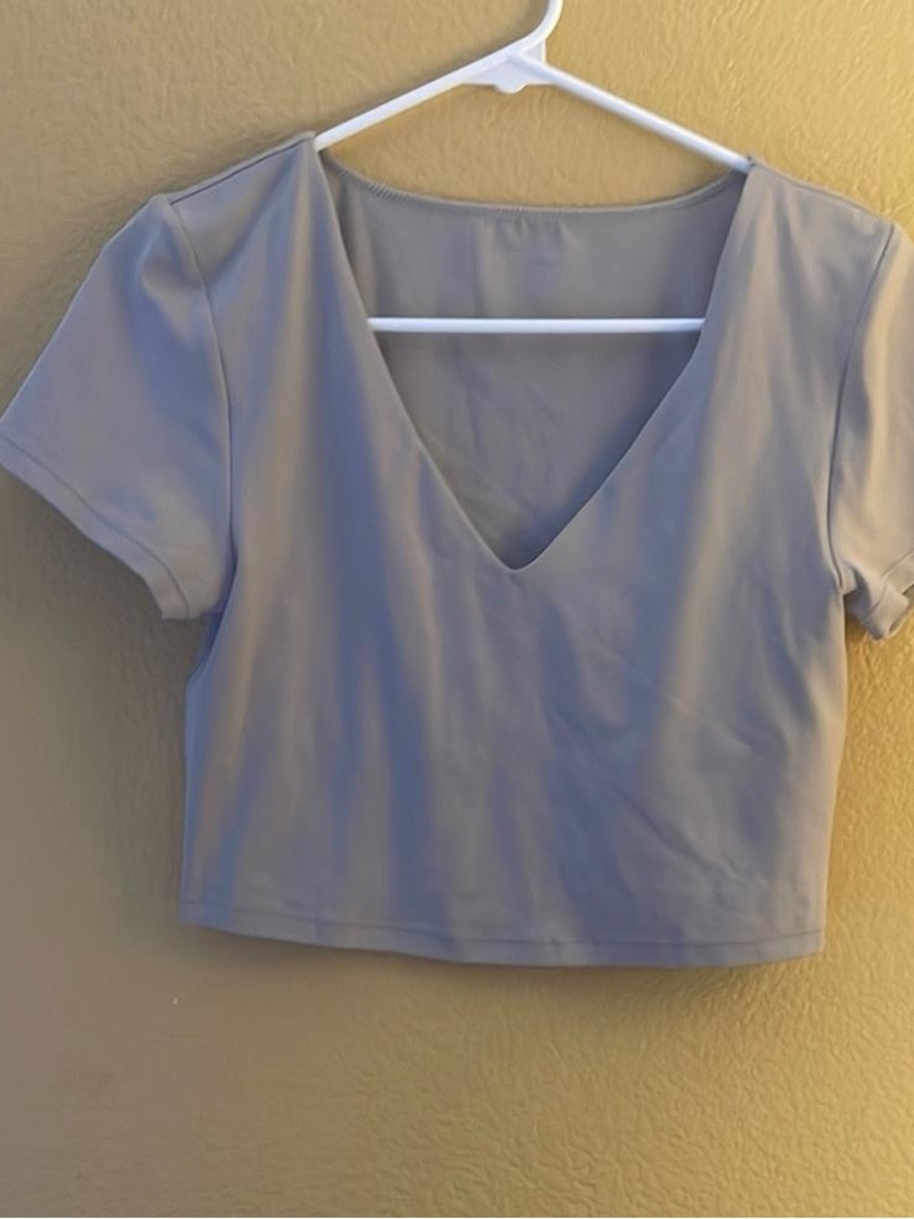 V-Neck Short Sleeve Crop Top - Light Gray